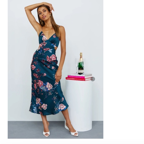 YOUR WINDY DAYS MIDI DRESS BLUE - Picture 1 of 6